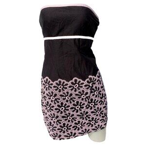 Cynthia Steffe Dress Sz S Strapless Mini Empire Waist Black Pink Eyelet Border